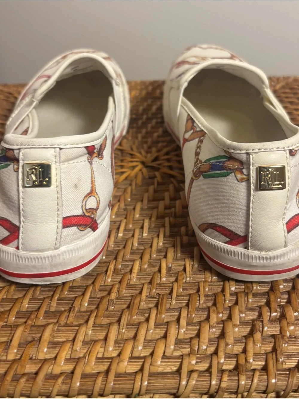 LAUREN Ralph Lauren Jiny White Slip-On Sneakers with Equine Chain Print, size 8 - Picture 4 of 8
